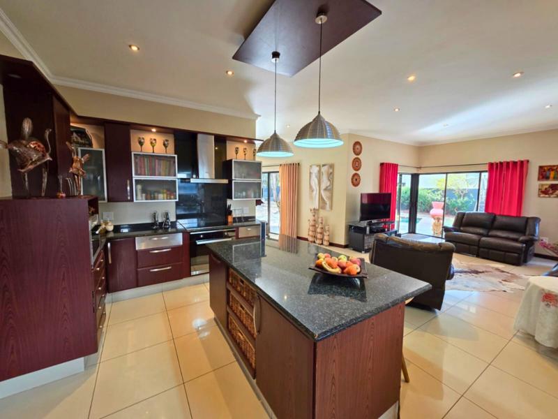 5 Bedroom Property for Sale in Serengeti Lifestyle Estate Gauteng