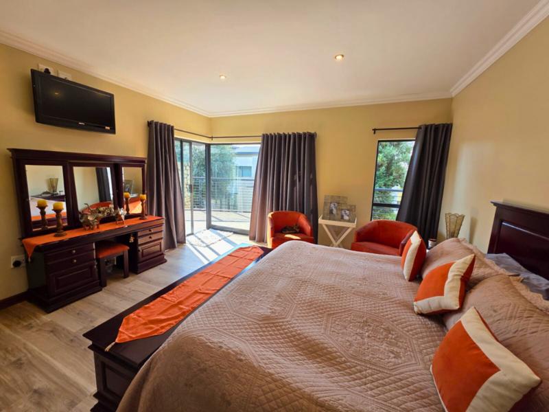 5 Bedroom Property for Sale in Serengeti Lifestyle Estate Gauteng