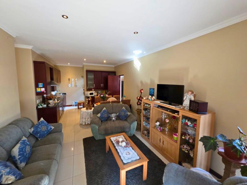 5 Bedroom Property for Sale in Serengeti Lifestyle Estate Gauteng