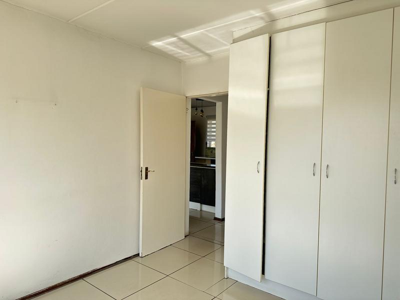 To Let 2 Bedroom Property for Rent in Kleinfontein Gauteng