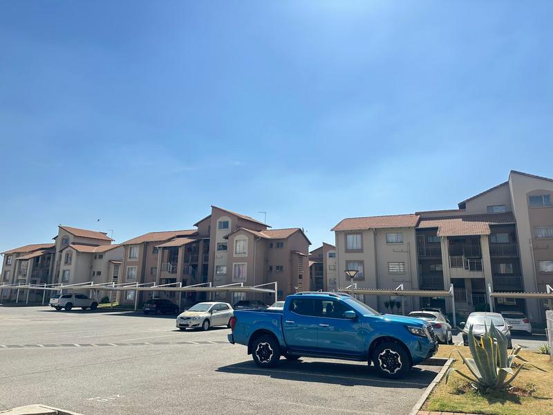 To Let 2 Bedroom Property for Rent in Kleinfontein Gauteng