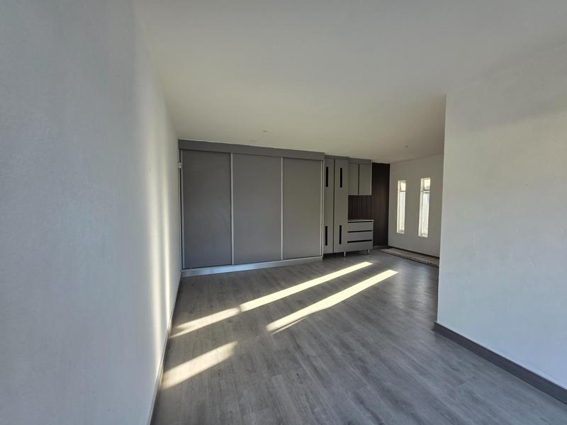 4 Bedroom Property for Sale in Birch Acres Gauteng