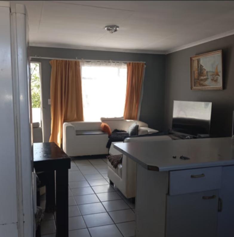 3 Bedroom Property for Sale in Vorna Valley Gauteng