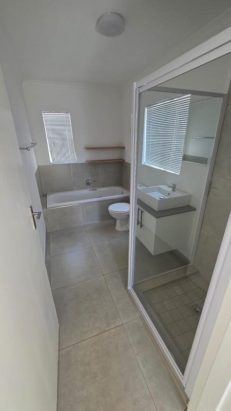 2 Bedroom Property for Sale in Doornpoort Gauteng