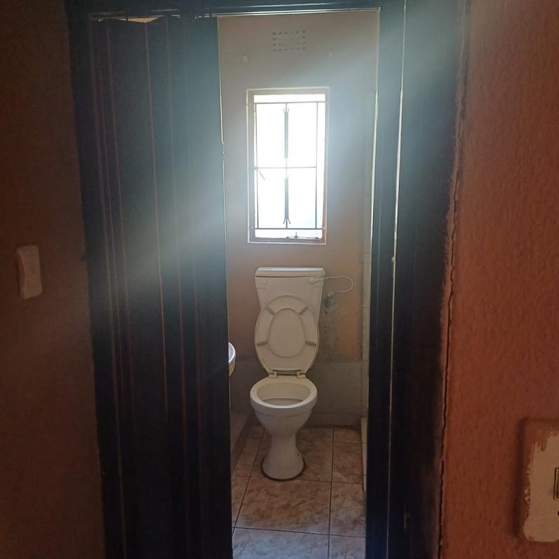 To Let 1 Bedroom Property for Rent in Ebony Park Gauteng