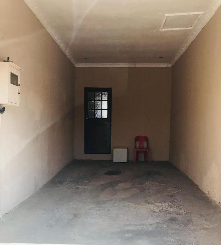 To Let 2 Bedroom Property for Rent in Midridge Park Gauteng