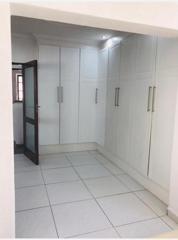 To Let 2 Bedroom Property for Rent in Midridge Park Gauteng