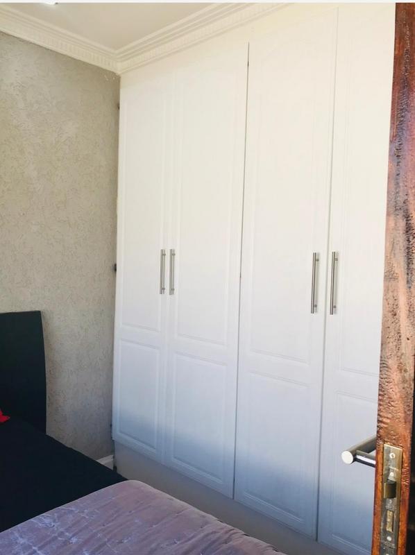 To Let 2 Bedroom Property for Rent in Midridge Park Gauteng