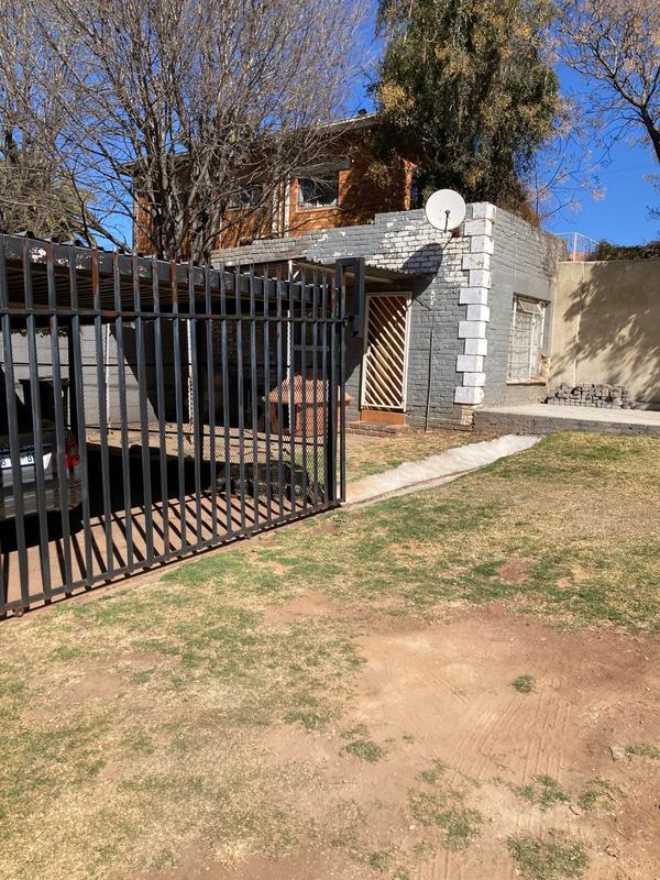 2 Bedroom Property for Sale in Kensington Gauteng