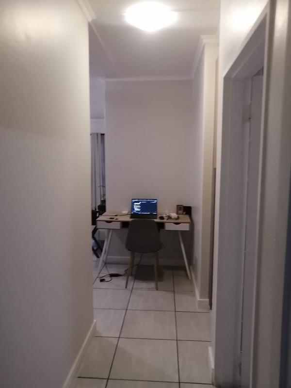 To Let 2 Bedroom Property for Rent in Waterfall Gauteng