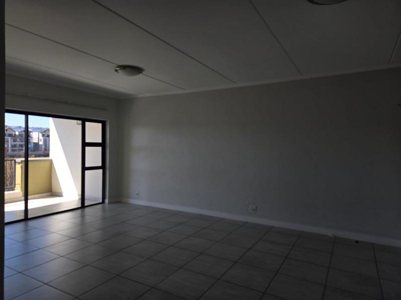 To Let 3 Bedroom Property for Rent in Waterfall Gauteng