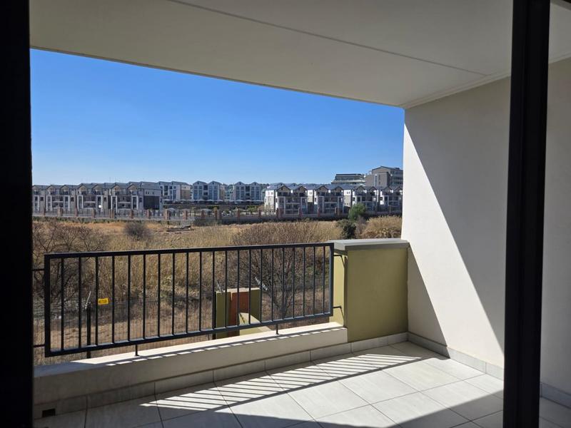 To Let 3 Bedroom Property for Rent in Waterfall Gauteng