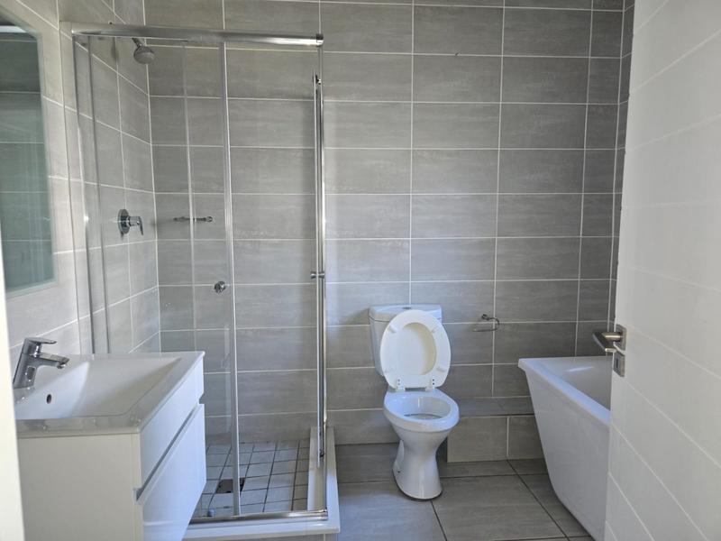 To Let 3 Bedroom Property for Rent in Waterfall Gauteng