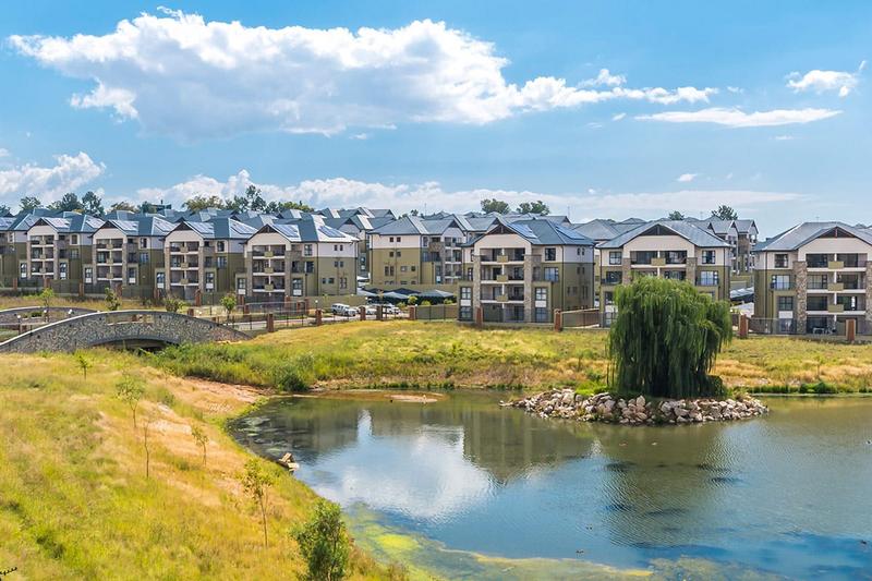 To Let 3 Bedroom Property for Rent in Waterfall Gauteng