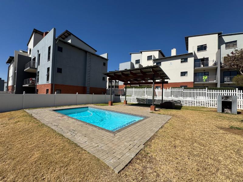 2 Bedroom Property for Sale in Barbeque Downs Gauteng