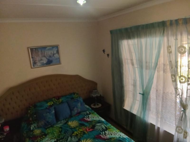 3 Bedroom Property for Sale in Rooihuiskraal Gauteng