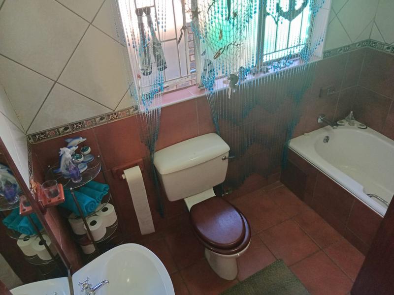 3 Bedroom Property for Sale in Rooihuiskraal Gauteng