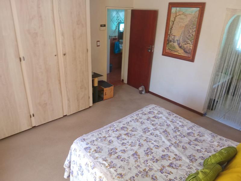 3 Bedroom Property for Sale in Rooihuiskraal Gauteng