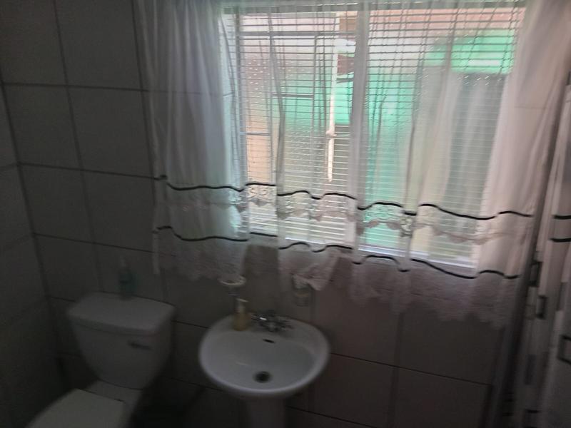 3 Bedroom Property for Sale in Rooihuiskraal Gauteng