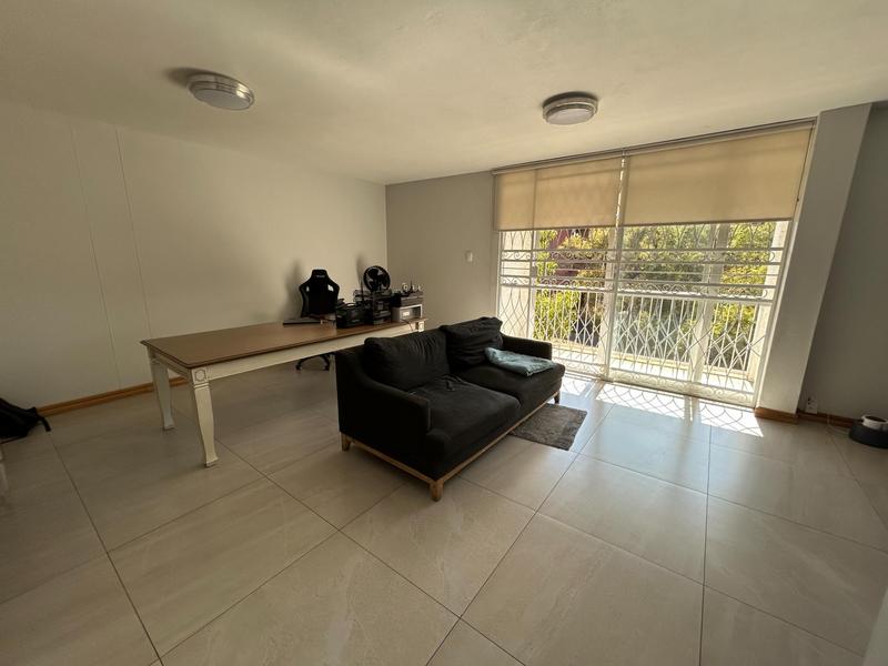 2 Bedroom Property for Sale in Zwartkop Gauteng