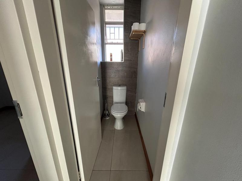 2 Bedroom Property for Sale in Zwartkop Gauteng