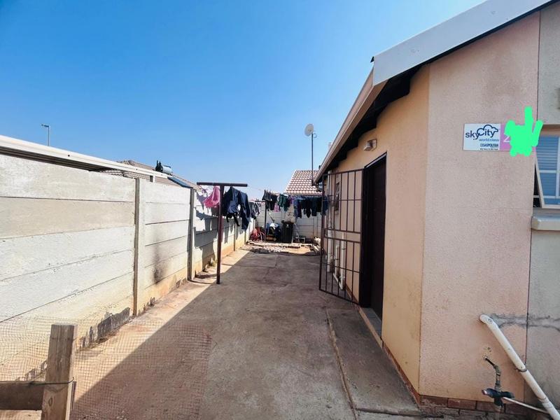 2 Bedroom Property for Sale in Sky City Gauteng