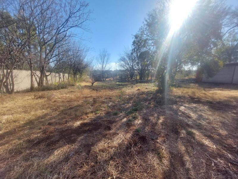 To Let 8 Bedroom Property for Rent in Raslouw A H Gauteng