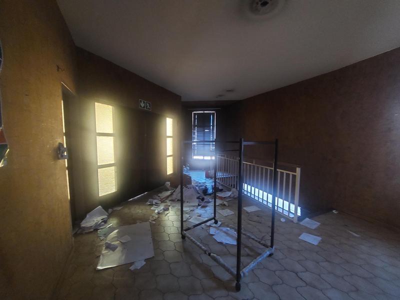 To Let 8 Bedroom Property for Rent in Raslouw A H Gauteng