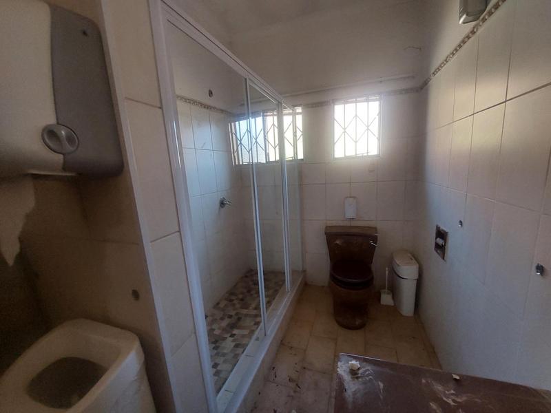 To Let 8 Bedroom Property for Rent in Raslouw A H Gauteng