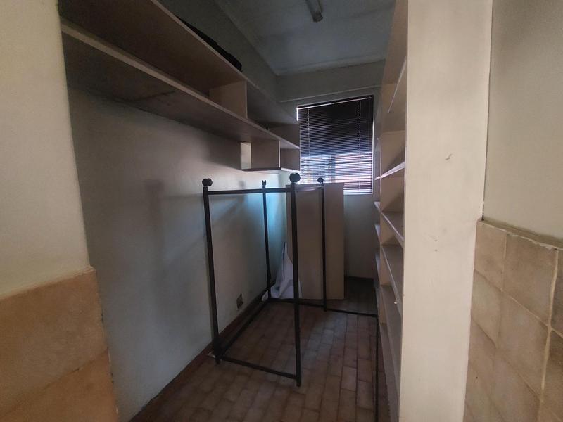 To Let 8 Bedroom Property for Rent in Raslouw A H Gauteng