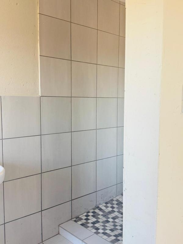 To Let 1 Bedroom Property for Rent in Villa Liza Gauteng