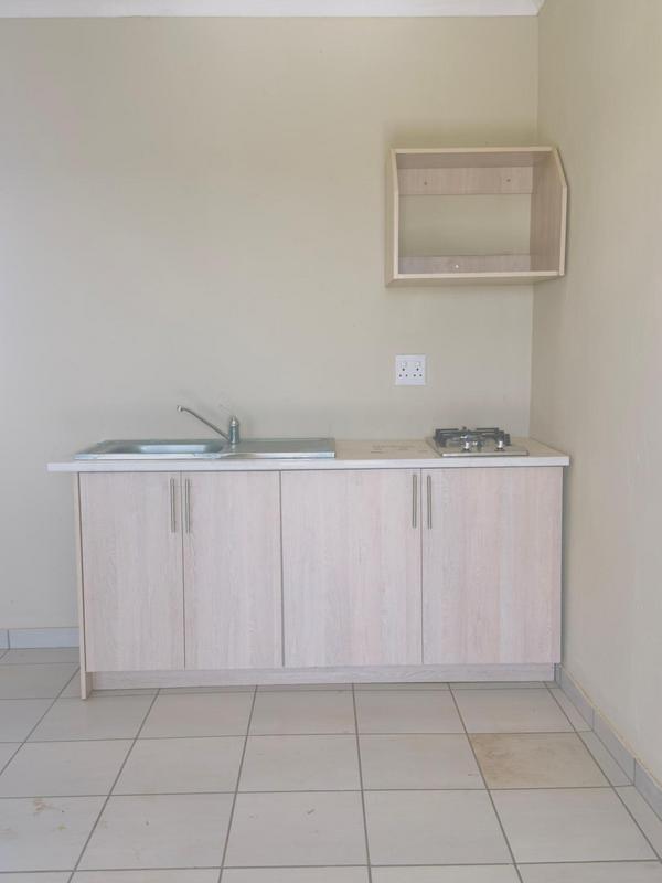 To Let 1 Bedroom Property for Rent in Villa Liza Gauteng