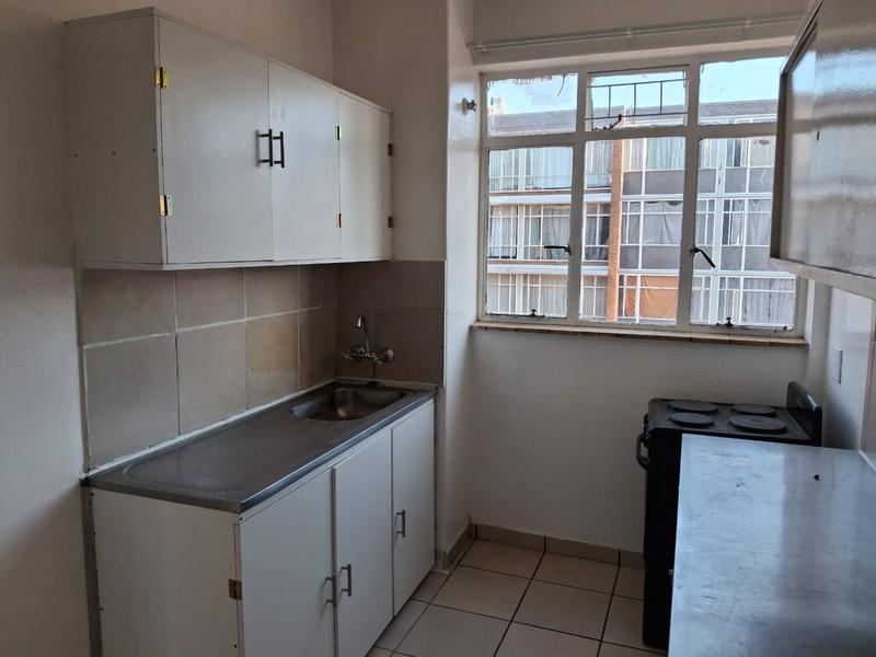To Let 2 Bedroom Property for Rent in Sunnyside Gauteng