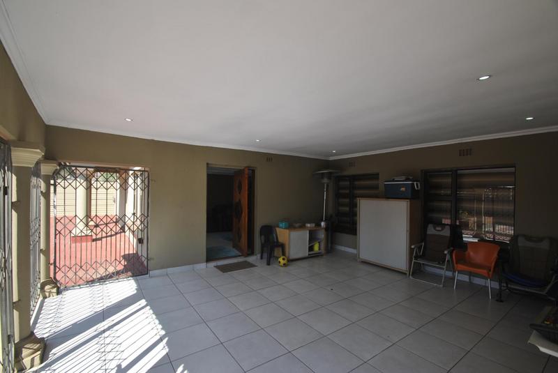 5 Bedroom Property for Sale in Eden Park Gauteng