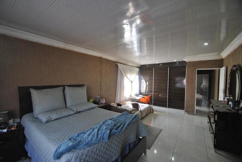 5 Bedroom Property for Sale in Eden Park Gauteng