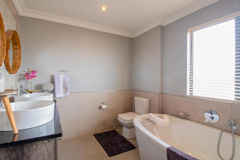 To Let 3 Bedroom Property for Rent in Midstream Meadows Gauteng