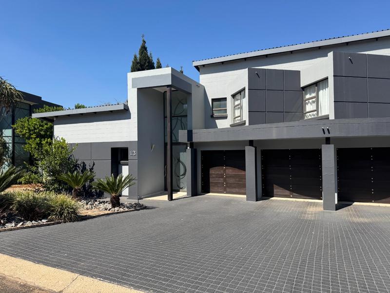 6 Bedroom Property for Sale in Midlands Estate Gauteng