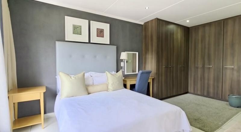 To Let 2 Bedroom Property for Rent in Sandown Gauteng