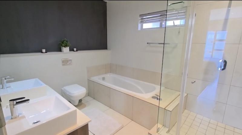 To Let 2 Bedroom Property for Rent in Sandown Gauteng