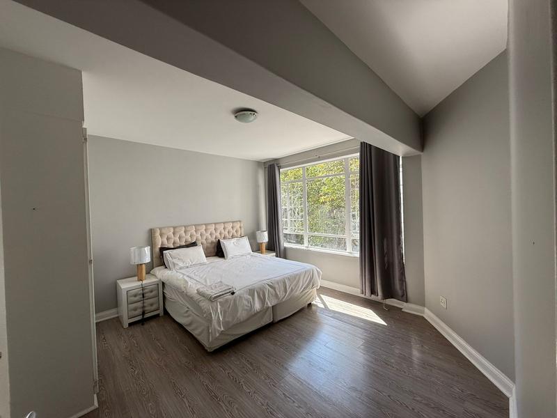 To Let 5 Bedroom Property for Rent in Sandown Gauteng