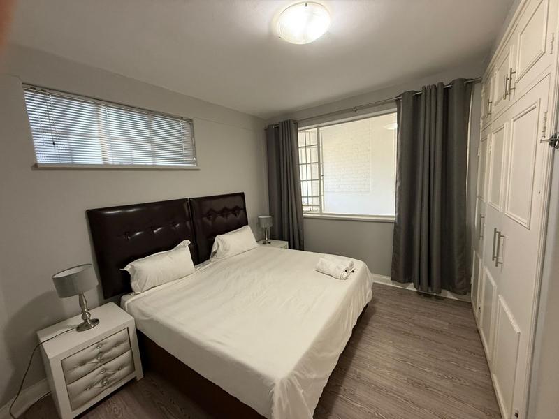 To Let 5 Bedroom Property for Rent in Sandown Gauteng