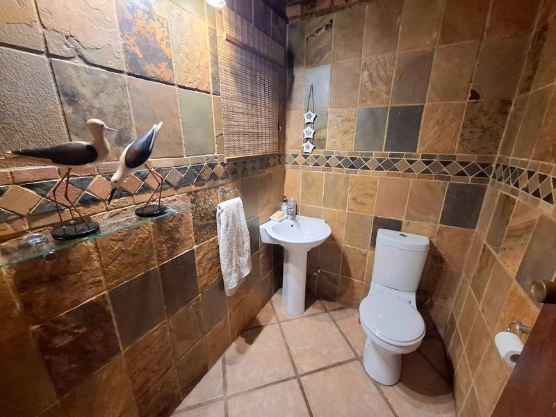 5 Bedroom Property for Sale in Waterkloof Glen Gauteng