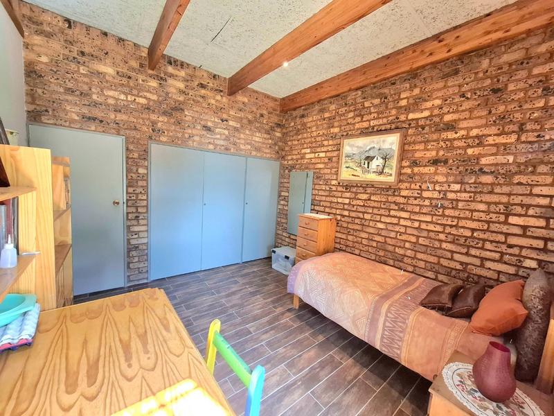 5 Bedroom Property for Sale in Waterkloof Glen Gauteng