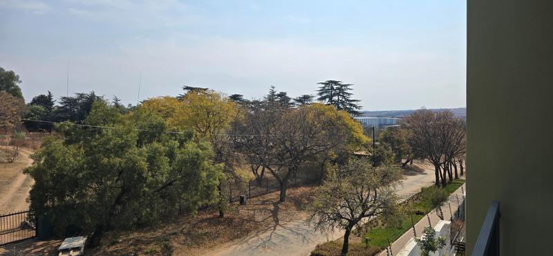 1 Bedroom Property for Sale in Linbro Park Gauteng