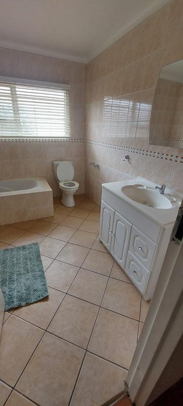 To Let 3 Bedroom Property for Rent in Eldoraigne Gauteng