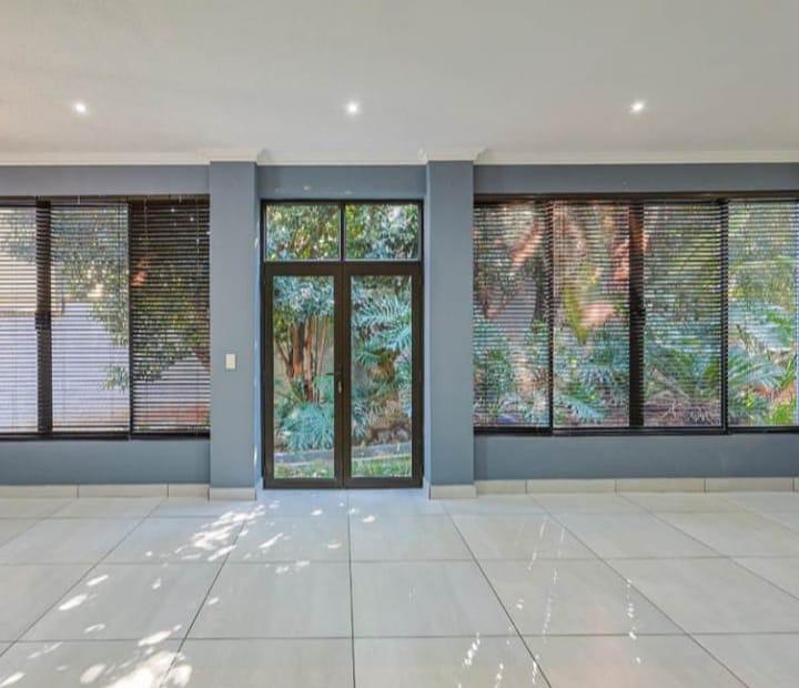 4 Bedroom Property for Sale in Olympus Country Estate Gauteng
