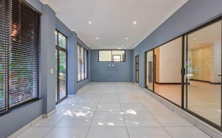 4 Bedroom Property for Sale in Olympus Country Estate Gauteng