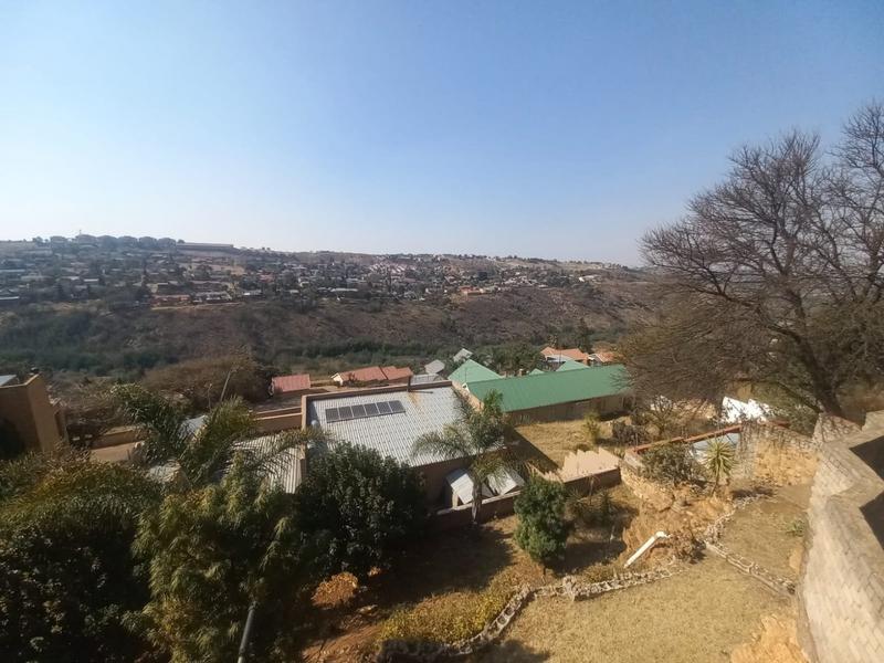 3 Bedroom Property for Sale in Kenmare Gauteng