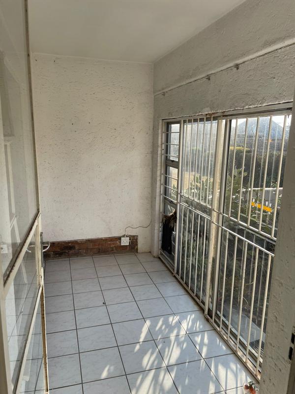 To Let 2 Bedroom Property for Rent in Johannesburg Gauteng
