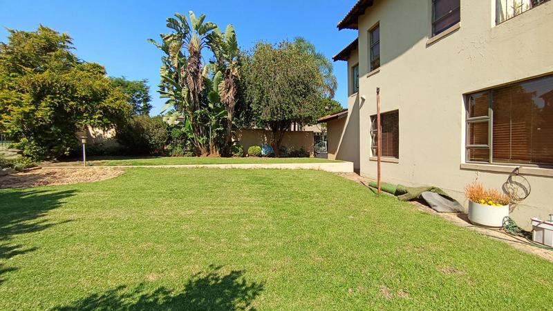 4 Bedroom Property for Sale in Ruimsig Gauteng